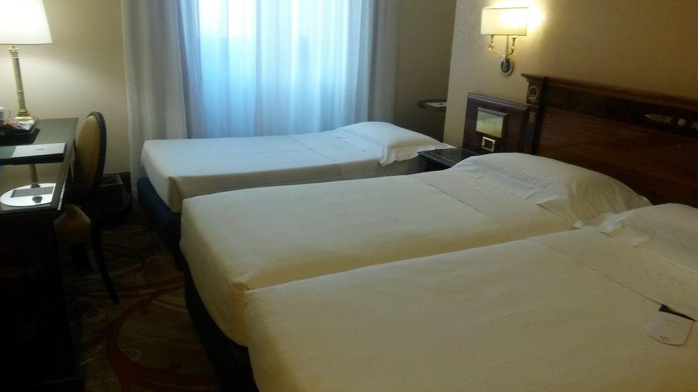 Una Hotels Scandinavia Milano Ngoại thất bức ảnh