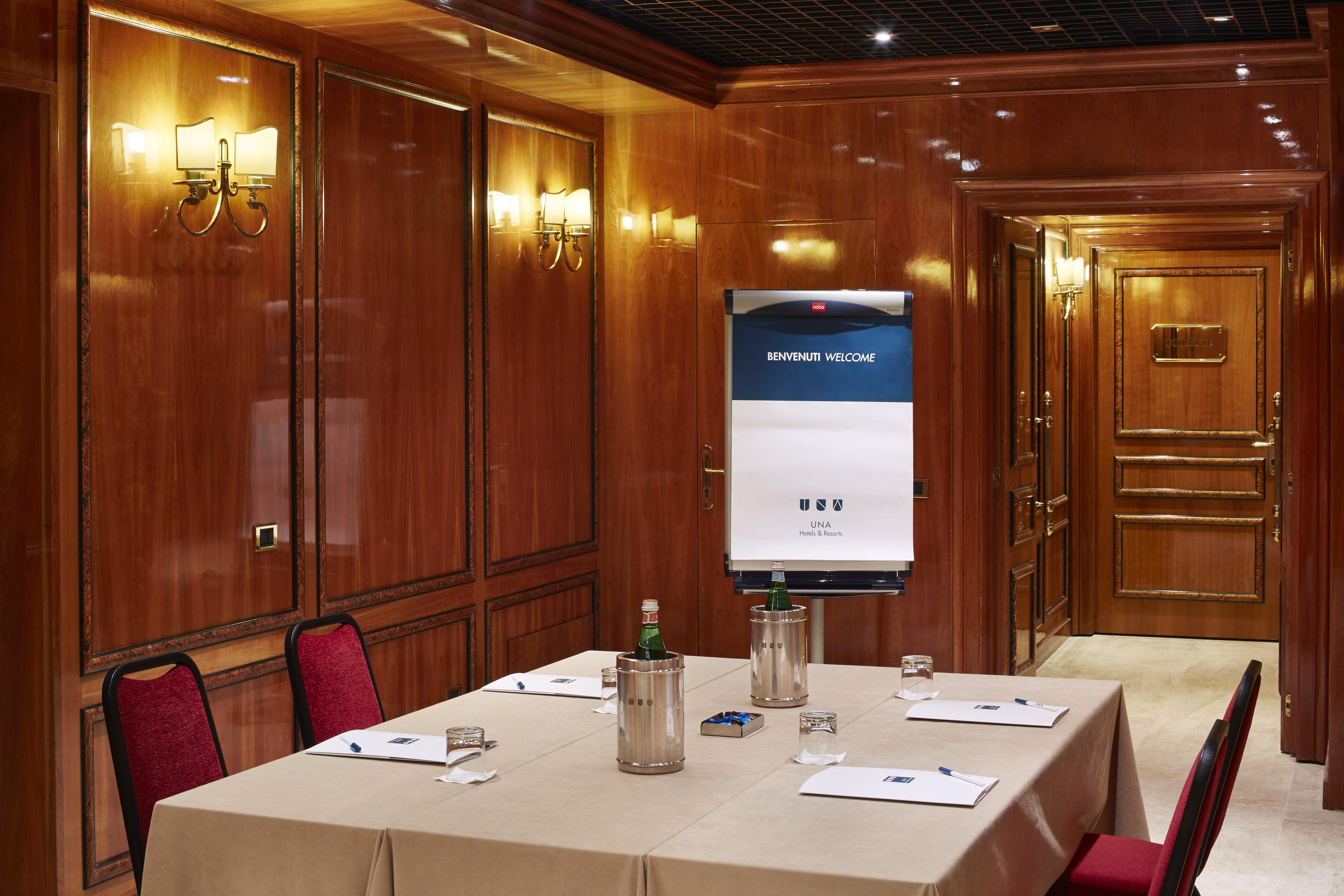 Una Hotels Scandinavia Milano Ngoại thất bức ảnh